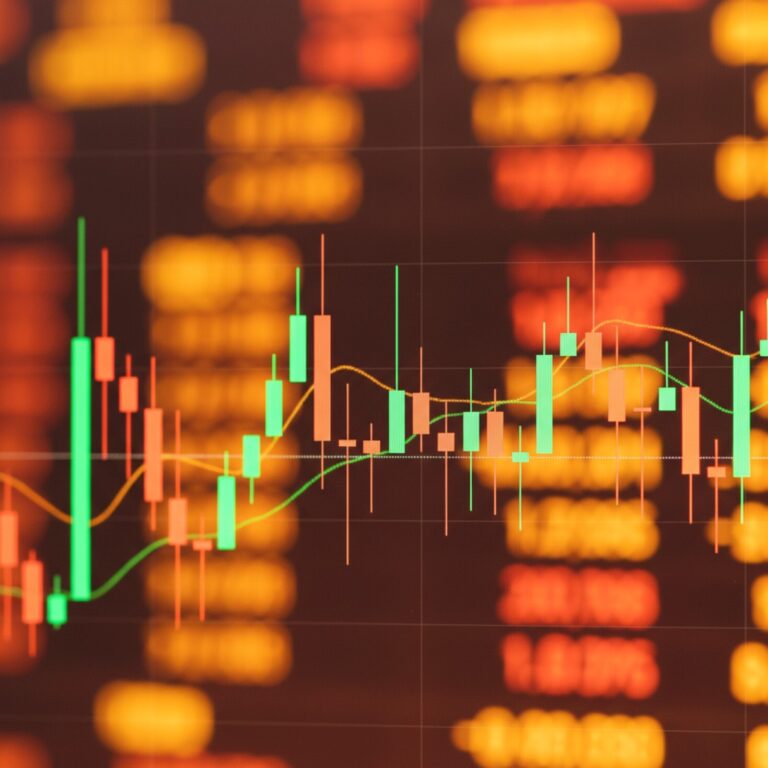 ビットコイン対金:3ヶ月の優位性転換、市場動向と背景を解説
